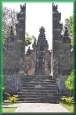 Para Meduwe Karang tempel 
