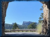 Iron Mountain Road, Doane Robinson Tunnel (met doorkijk op Mount Rushmore)