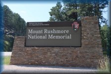 MOUNT RUSHMORE NATIONAL MEMORIAL